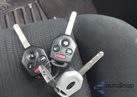 2014 Subaru Outback 2.5I из США, поврежденный, VIN 4S4BRBAC8E3262420